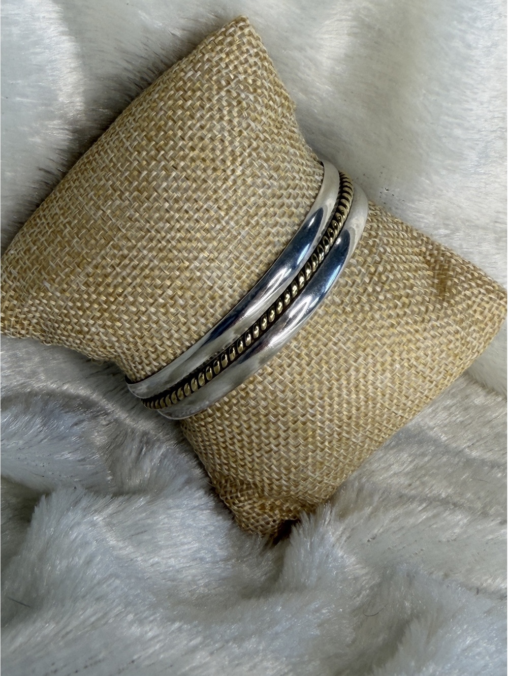 Extremely rare, HTF cuff Silpada's FIRST bracelet Item B0001 retired after 2004